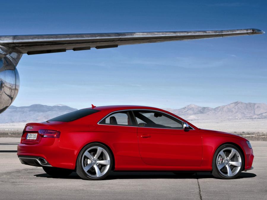  Audi RS5 Coupe 2012 года  (WW) (фото 13 из 85)